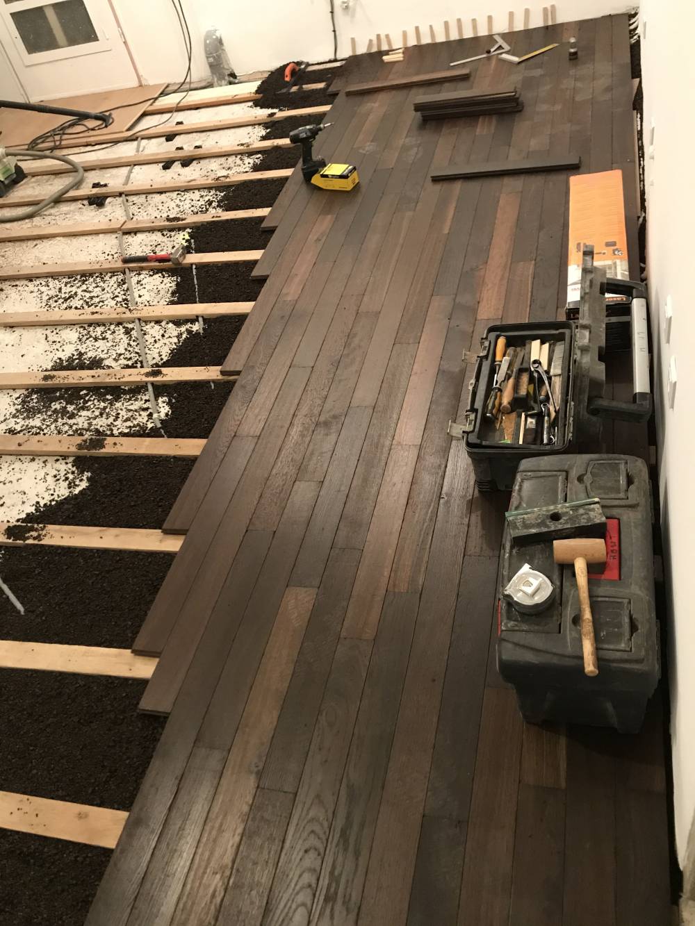 Chantier S.O.F., parquet Chêne massif huilé sur lambourdes 6